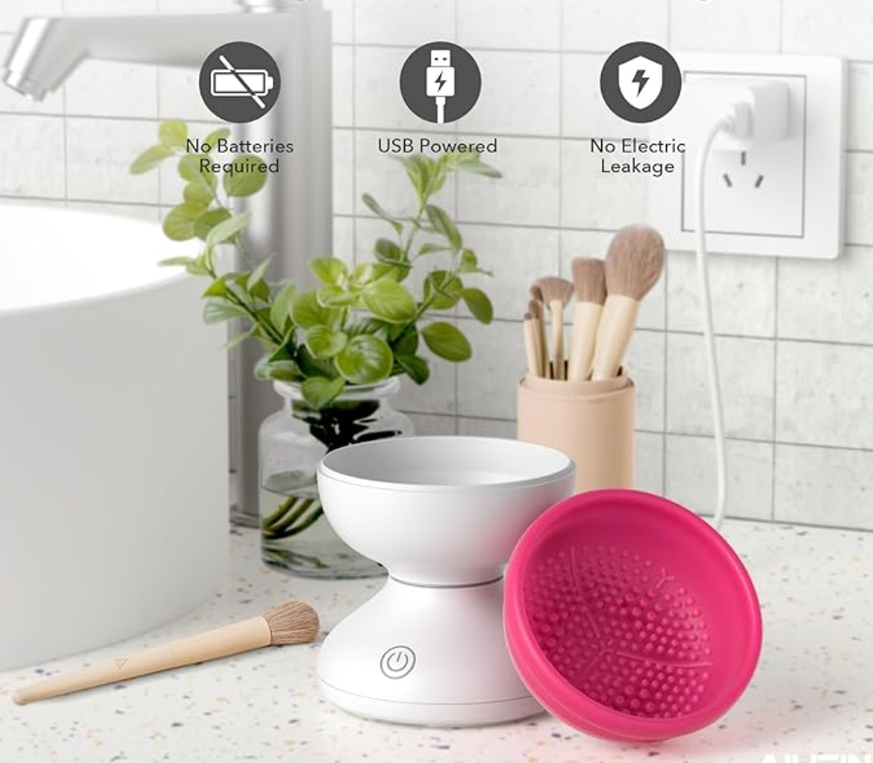 Mini Electric Makeup Brush Cleaner — Spotless Brushes in 30 Seconds | Dar Luxe